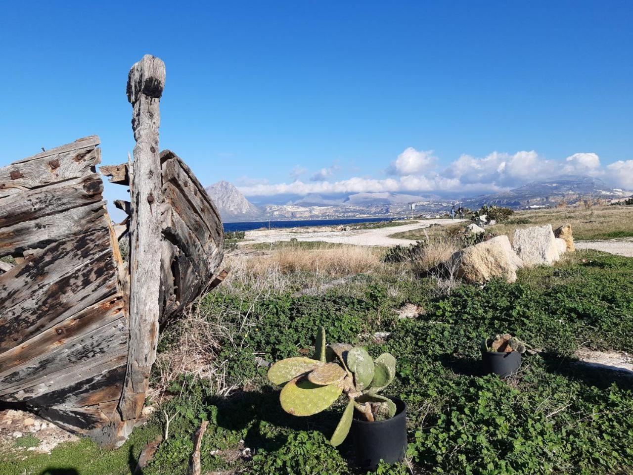 Il Colore Del Mare Tonnara di Bonagia Bagian luar foto